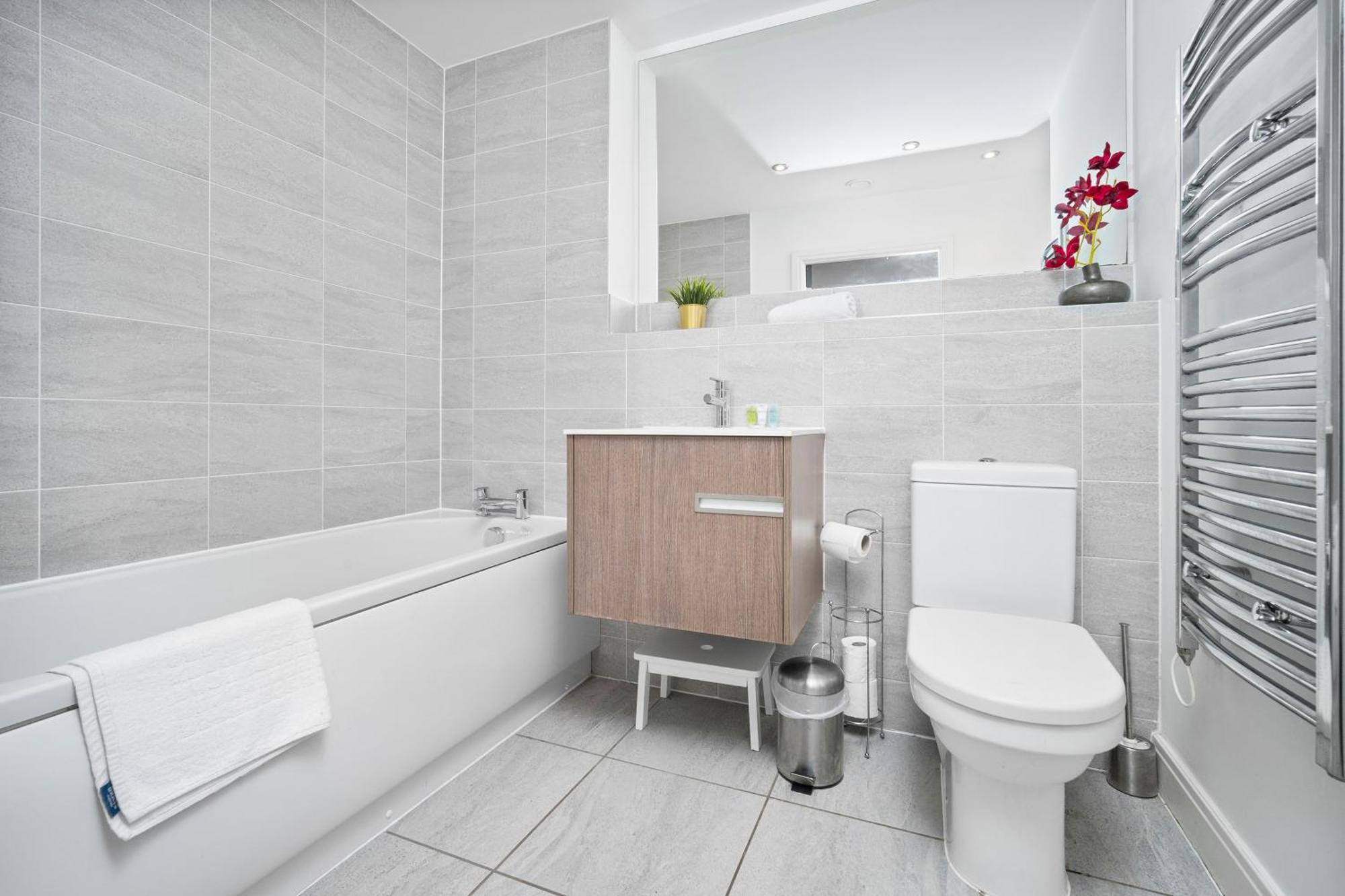 New Luxe Apartment - Secure Parking - Birmingham City Centre - Netflix - Wifi - Top Rated - 54M Zewnętrze zdjęcie