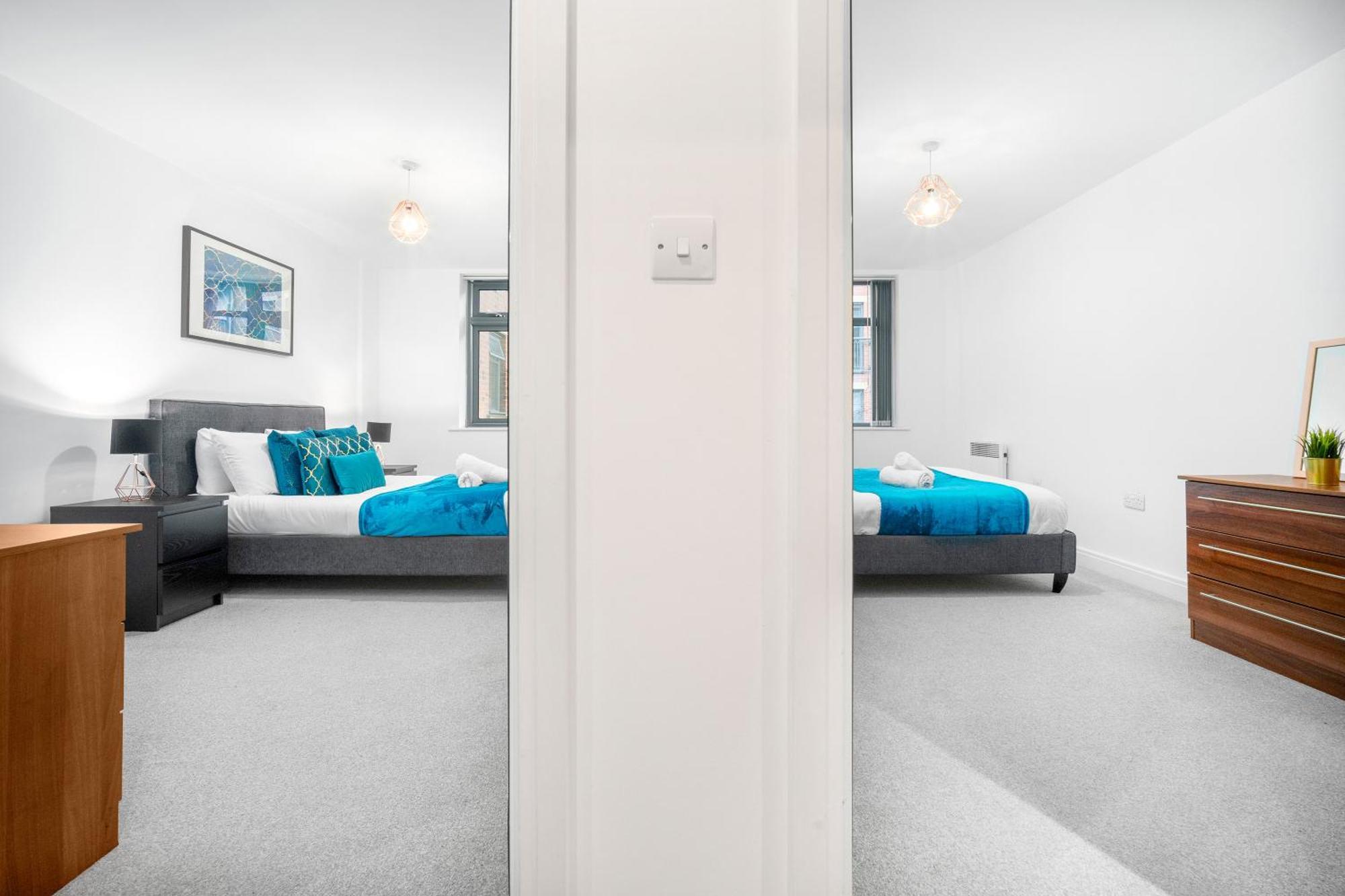 New Luxe Apartment - Secure Parking - Birmingham City Centre - Netflix - Wifi - Top Rated - 54M Zewnętrze zdjęcie